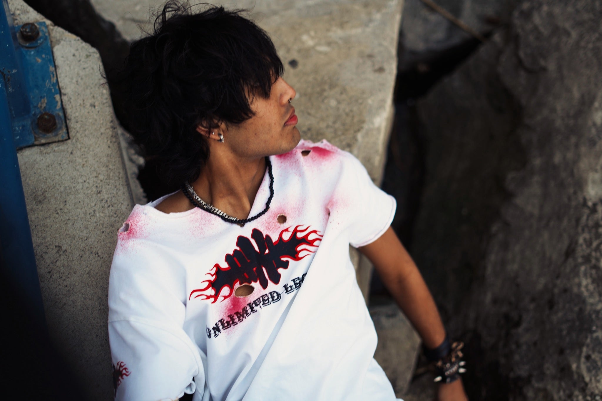 UXL ™ / VAGABOND TEE v1